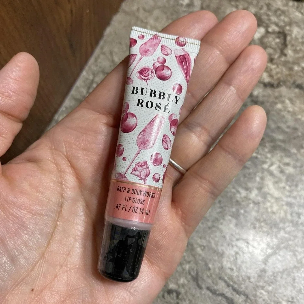 Bath & Body Works bubbly rose